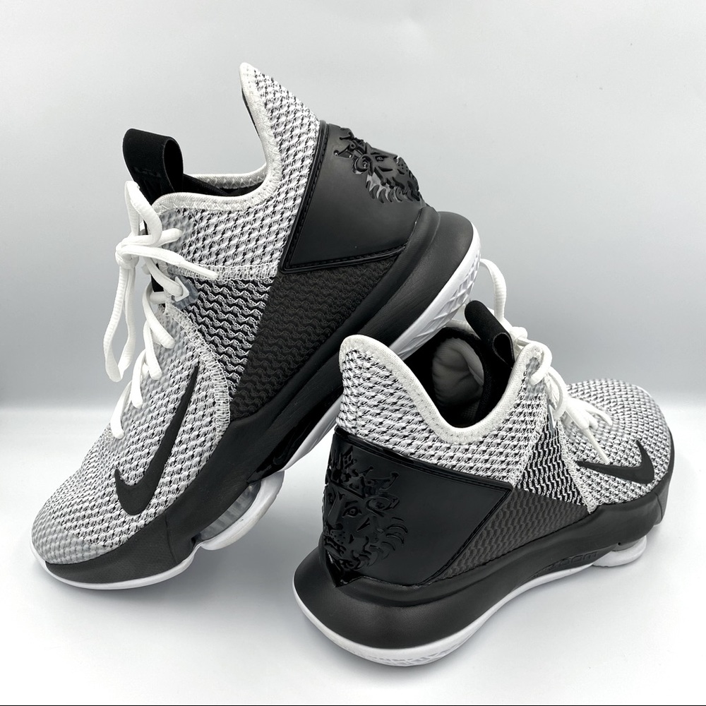 Nike LeBron Witness 4 IV Men’s size 7 (Women’s 8.5)